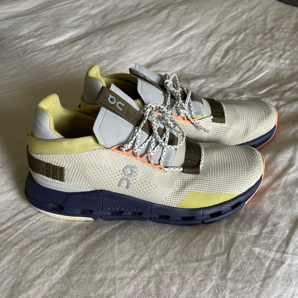 On Cloud Cloudnova Cream/Camo Sneakers